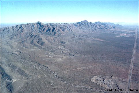 The Franklin Mountainsm, a desert range